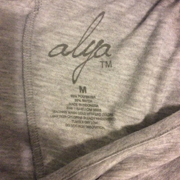 Struggle is real tshirt - Picture 3 of 3